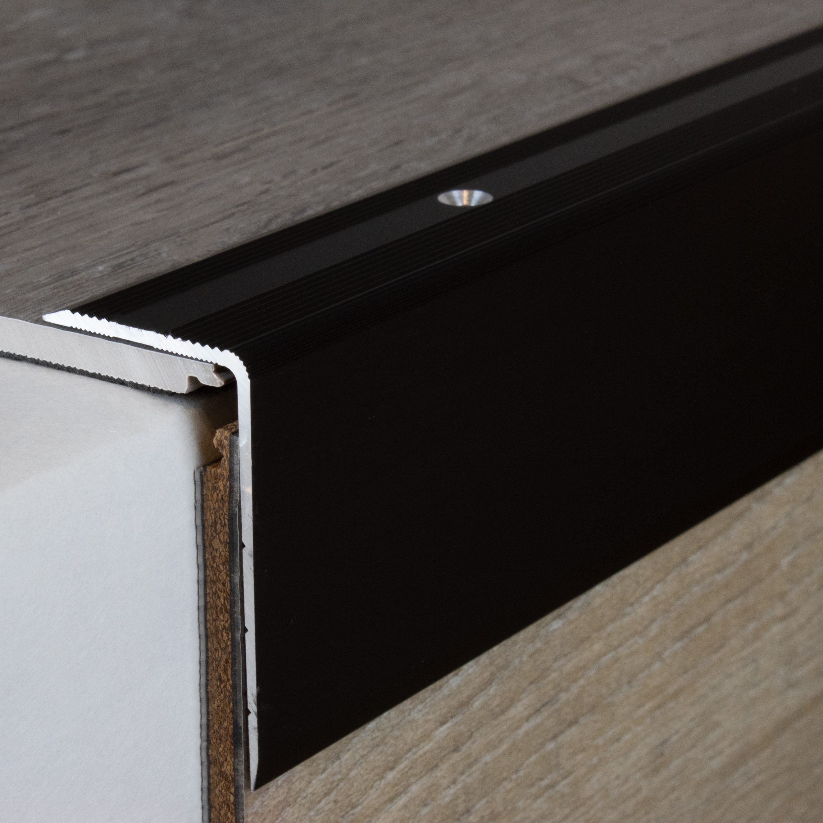 Nez de marche | largeur 30 mm | hauteur 22 mm - 52 mm | aluminium