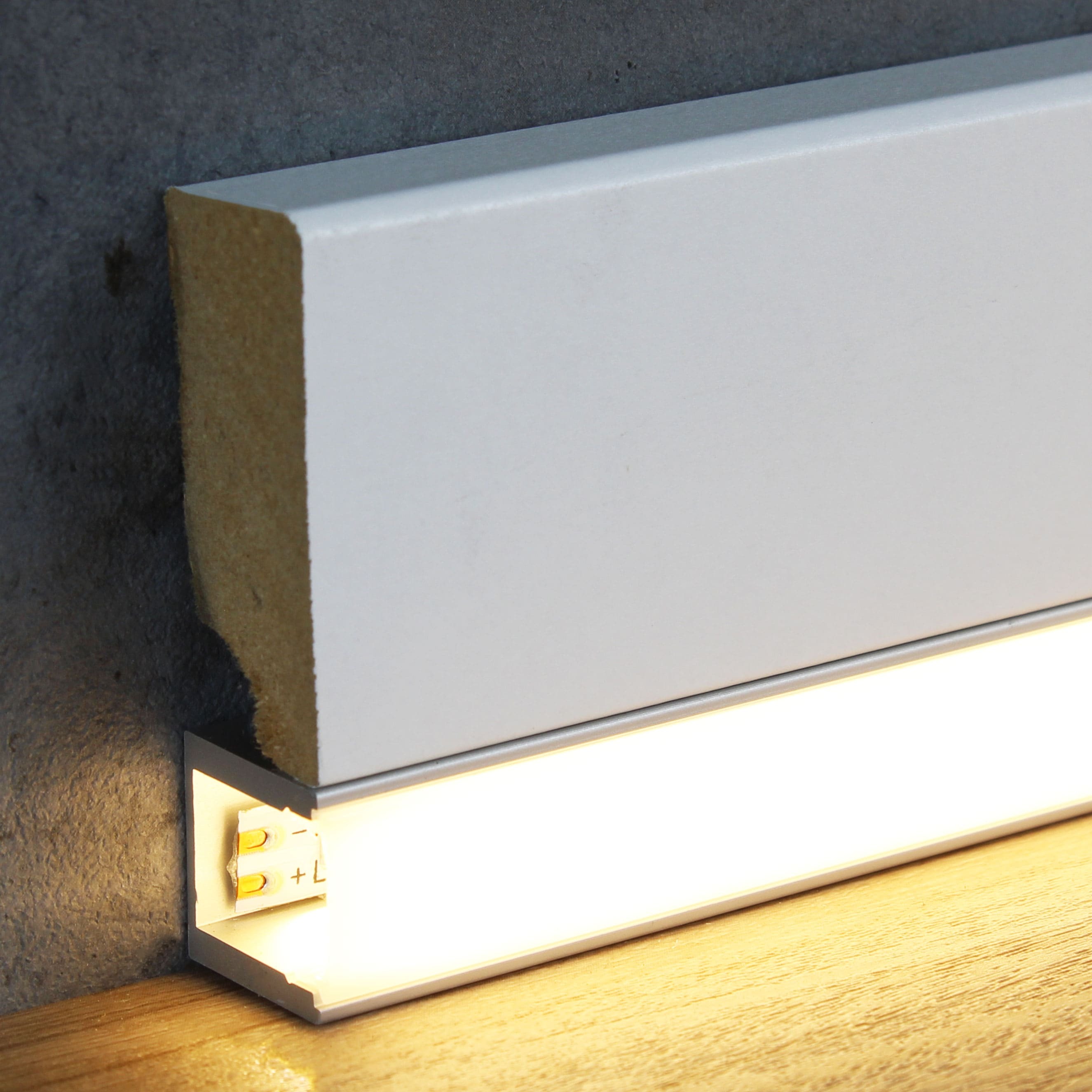 PROVISTON Profilé aluminium 17 x 17.5 x 2500 mm | Profilé encastrable pour éclairage LED