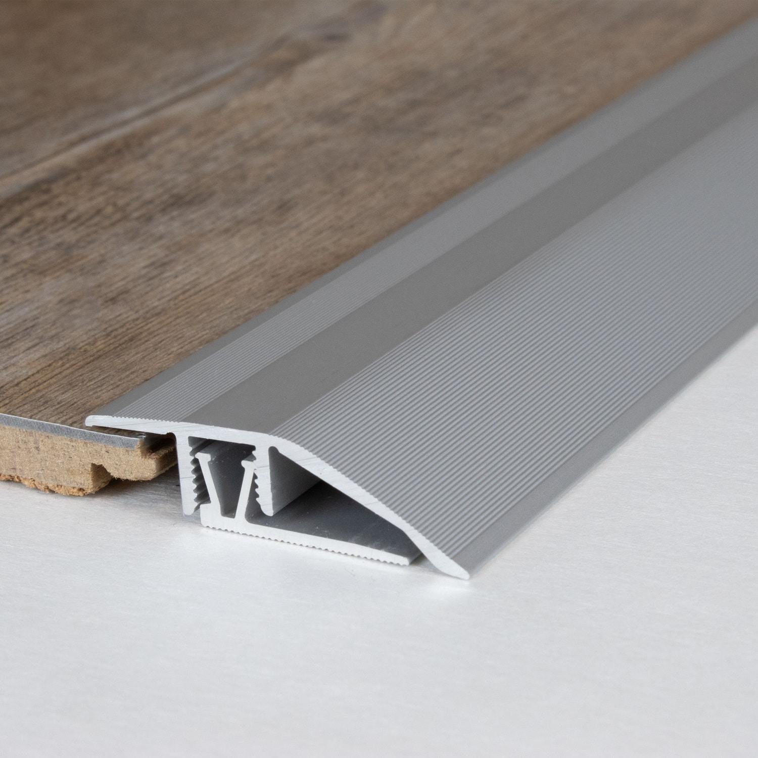 Profilé de rattrapage à clipser | barre de seuil hauteur 7 - 10 mm | aluminium anodisé