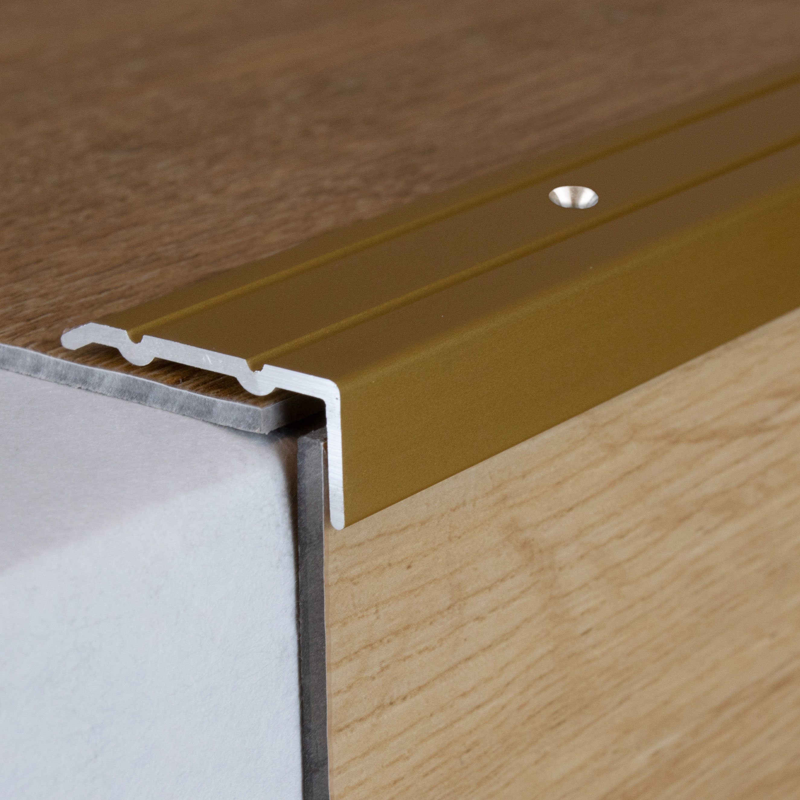Cornière 24.5 mm | type: 8889 aluminium anodisé | à visser