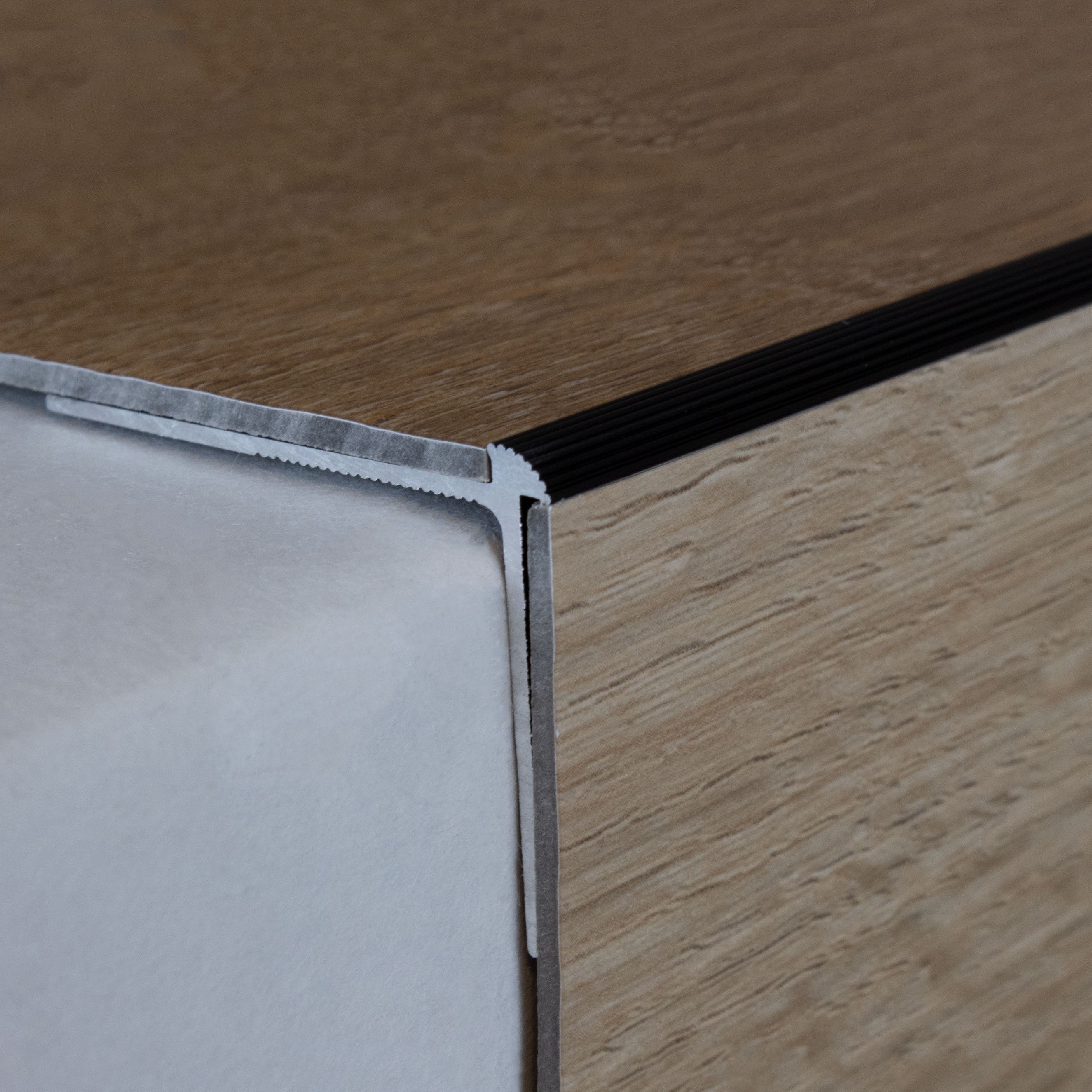 Nez de marche | cornière 40 mm x 30 mm x 2 mm | aluminium anodisé