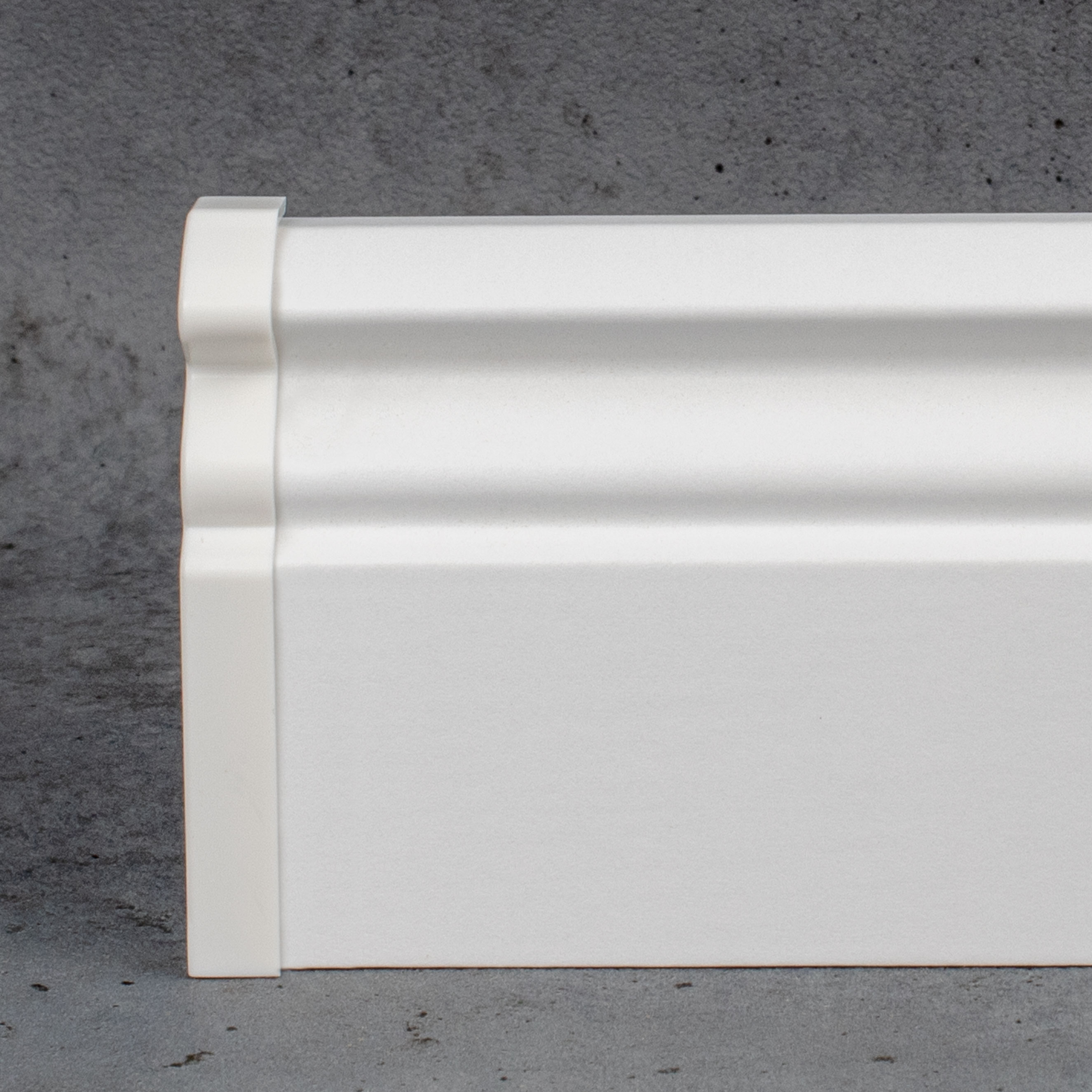 Embout pour plinthe profilé berlinois 58 x 16 mm | Embout de plinthe plastique blanc robuste