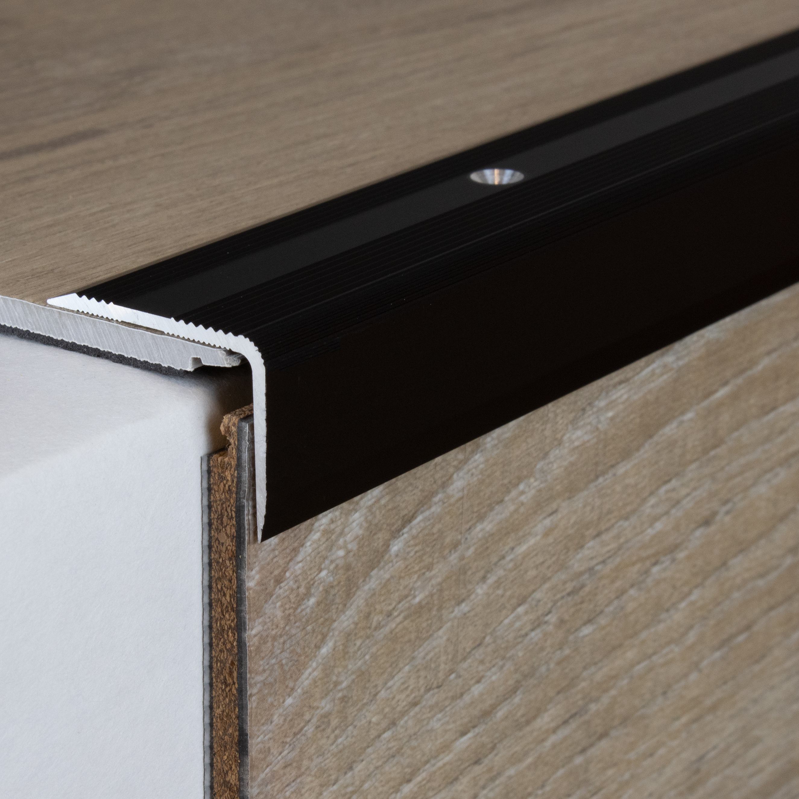 Nez de marche | largeur 30 mm | hauteur 22 mm - 52 mm | aluminium