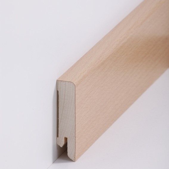 sockelleiste_echtholz_buche_hell_braun_lackiert