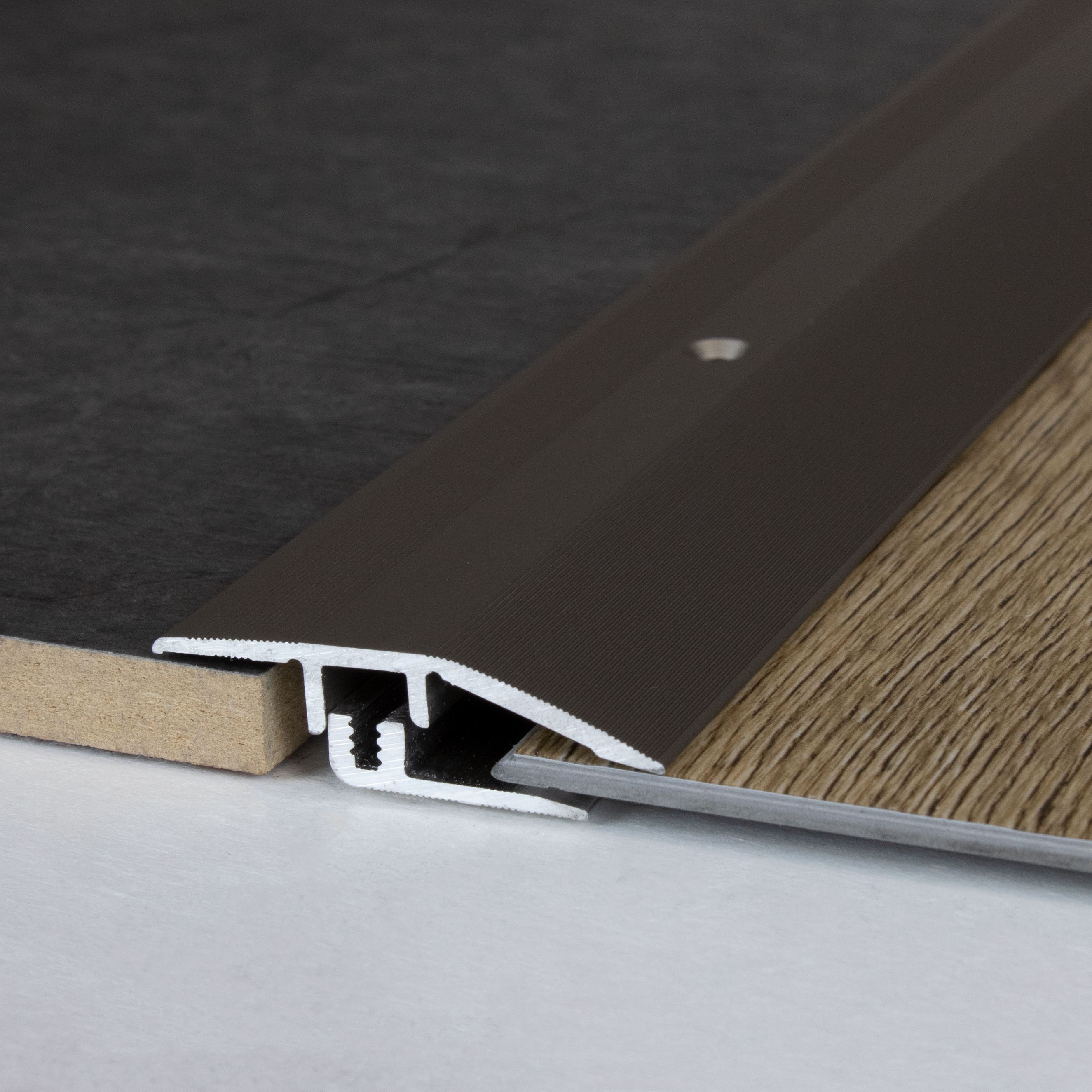 Profilé de rattrapage | barre de seuil sol stratifié | H 5 x 9 mm | L 39 mm | alu anodisé