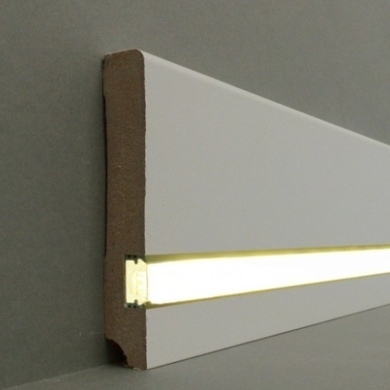 Licht_Sockelleiste_hochwertig_online_bestellen