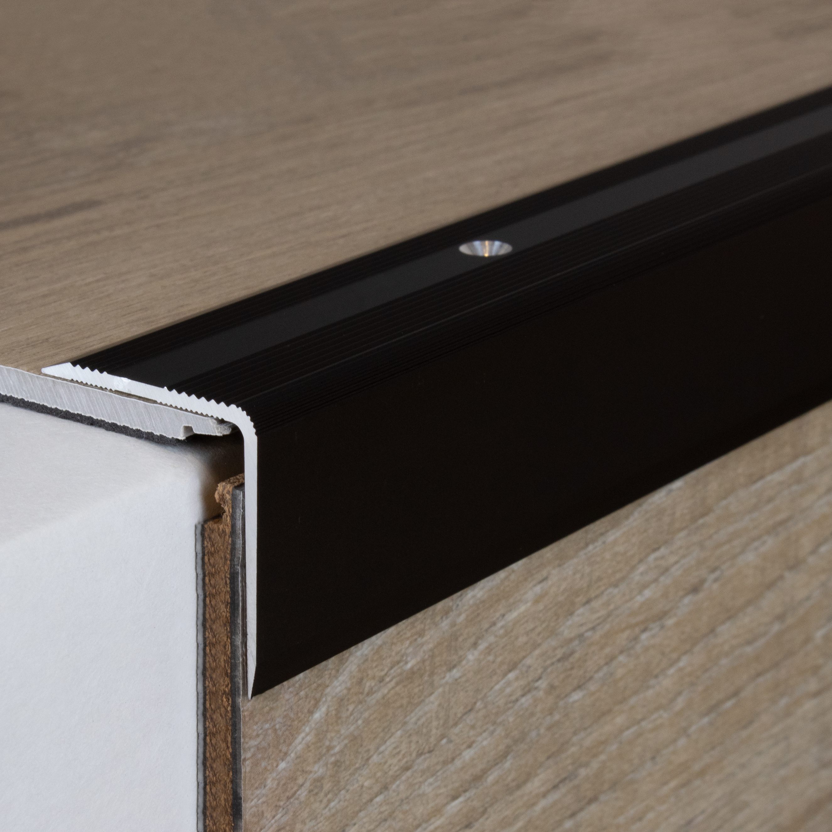 Nez de marche | cornière 40 mm x 42 mm | aluminium anodisé