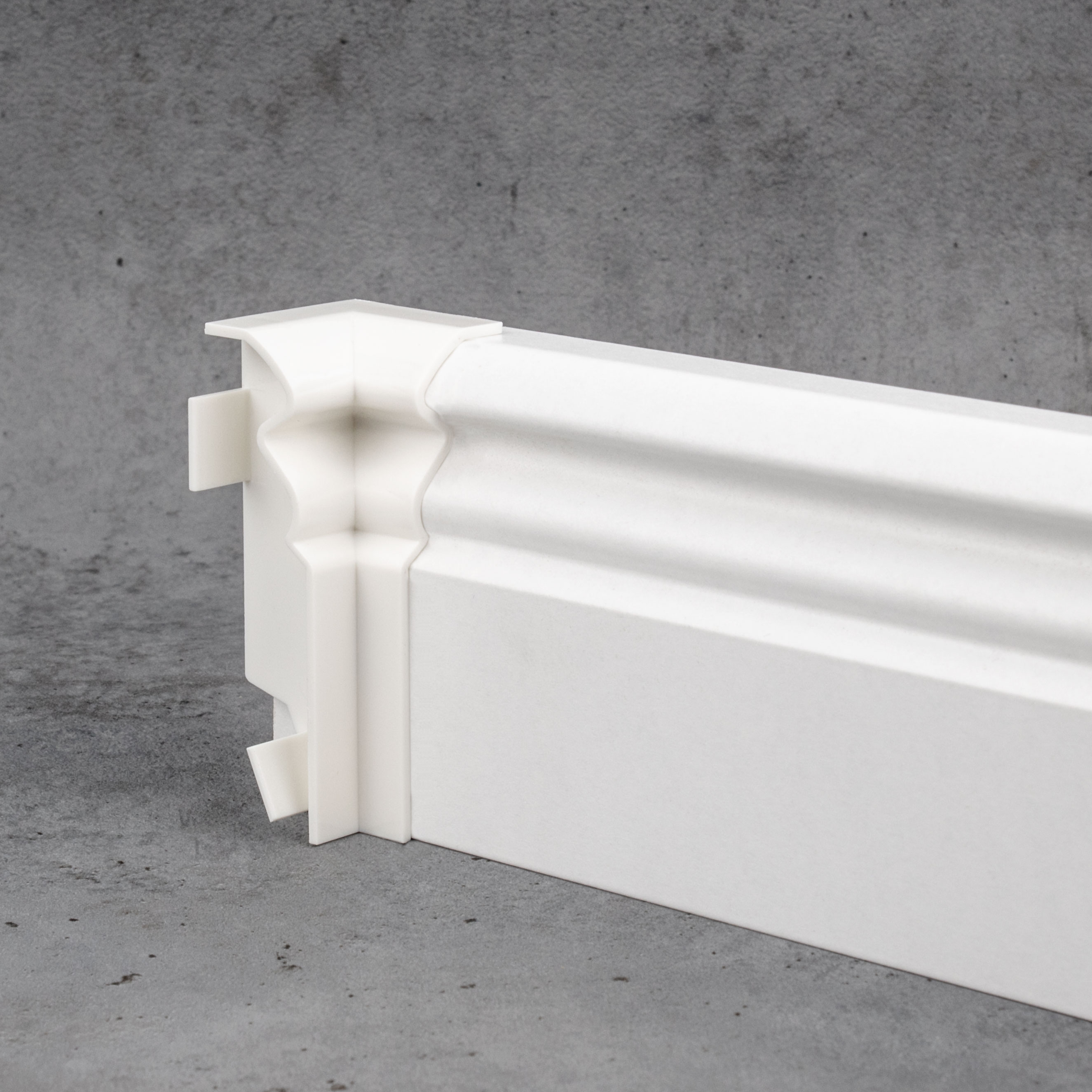Angles intérieurs pour profilé berlinois Plinthe 58 x 16 mm | Plinthe angle plastique blanc robuste
