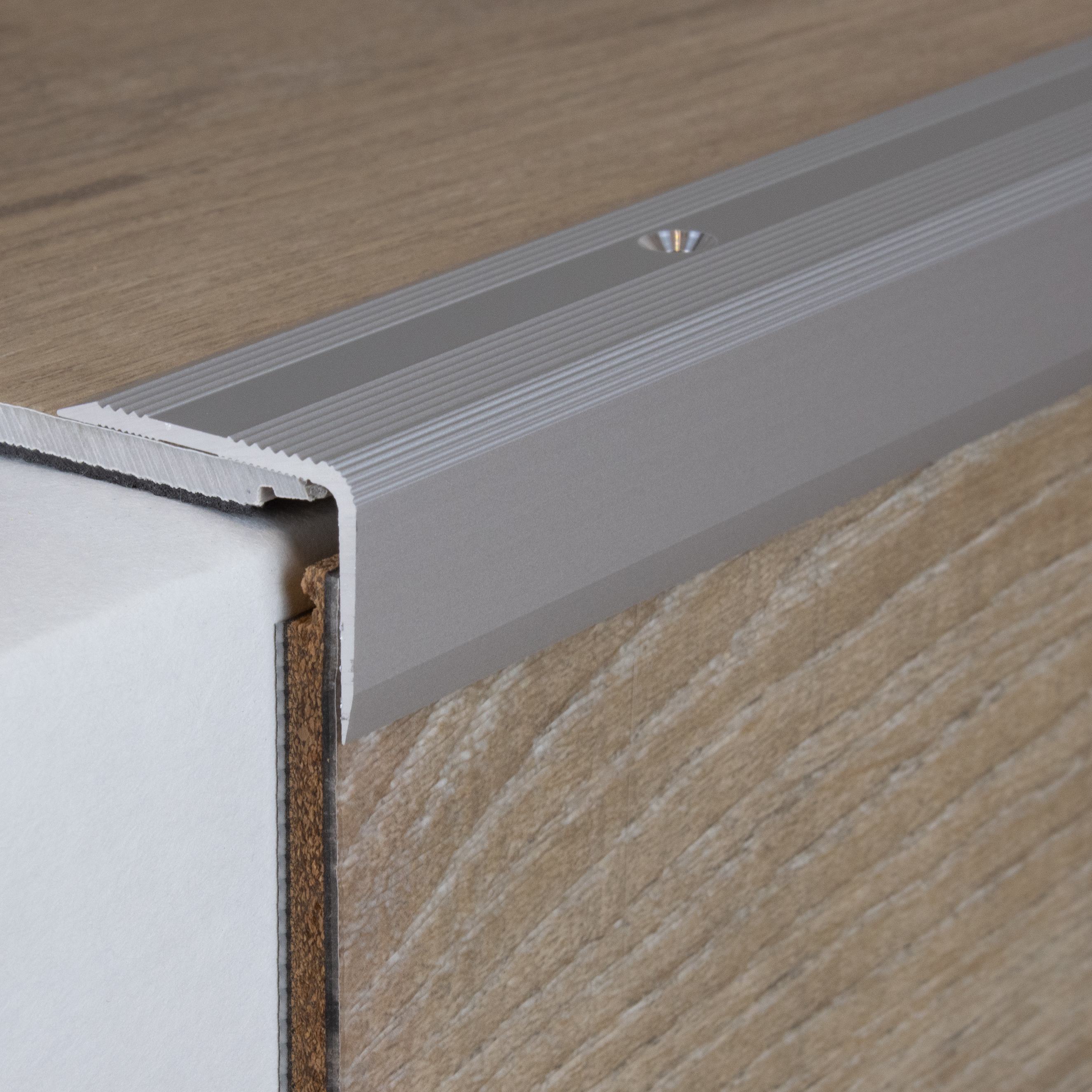 Nez de marche | largeur 30 mm | hauteur 22 mm - 52 mm | aluminium