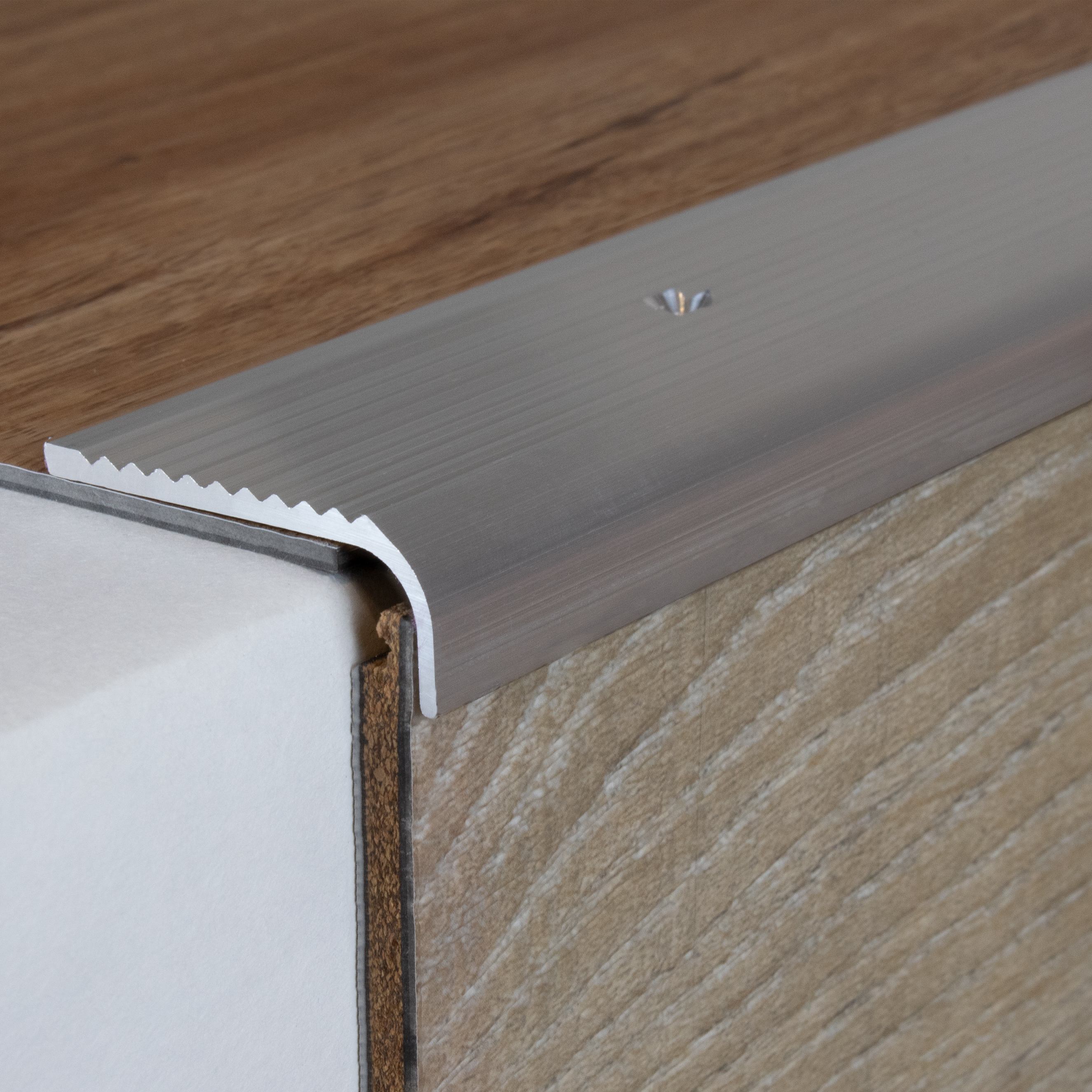 Nez de marche | cornière 40 mm x 15 mm | aluminium anodisé
