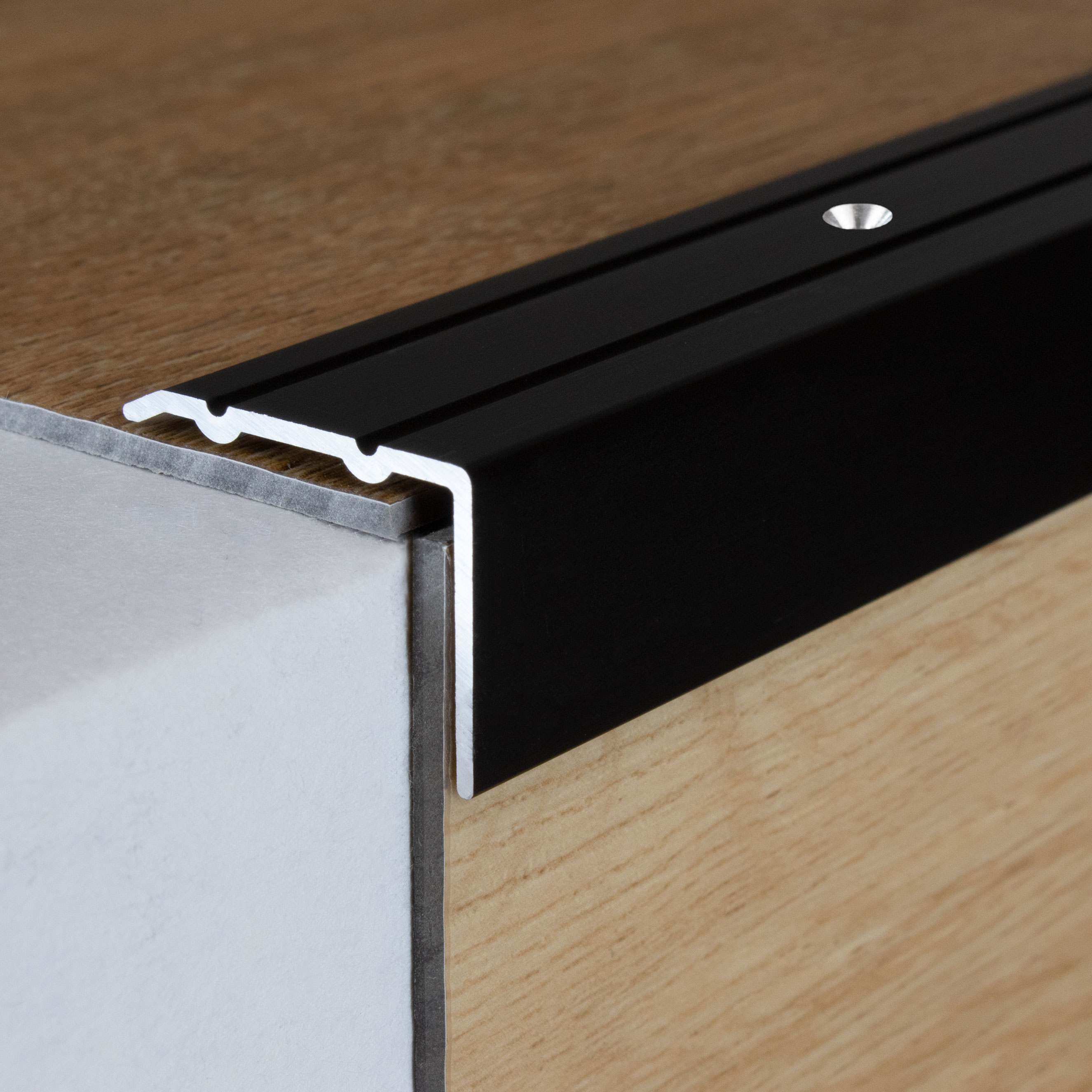 Cornière 24.5 mm | type: 8889 aluminium anodisé | à visser