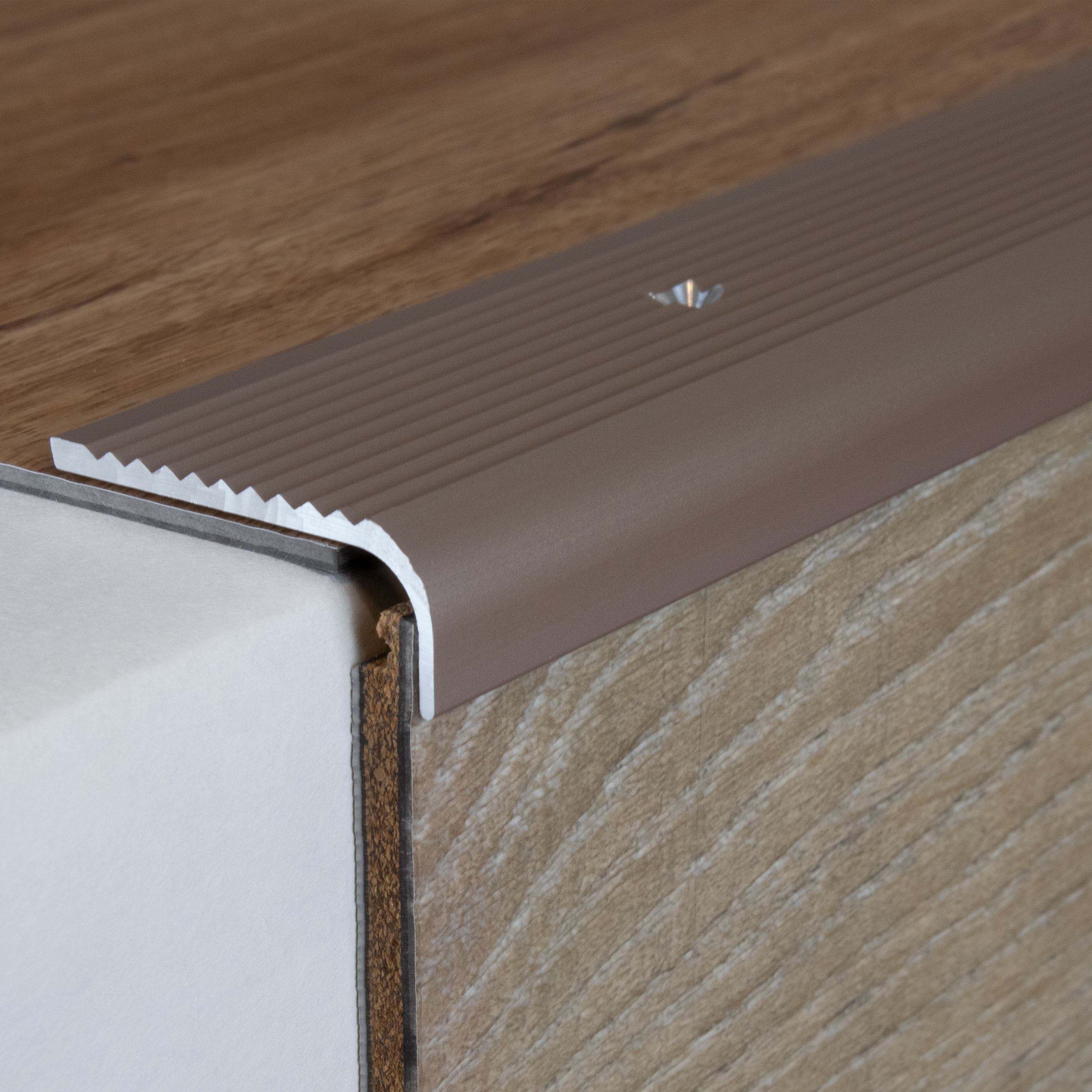 Nez de marche | cornière 40 mm x 15 mm | aluminium anodisé