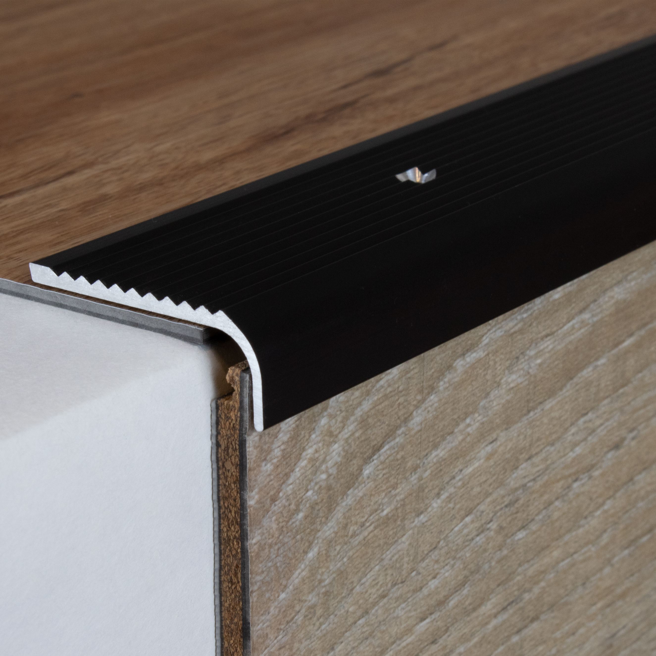 Nez de marche | cornière 40 mm x 15 mm | aluminium anodisé