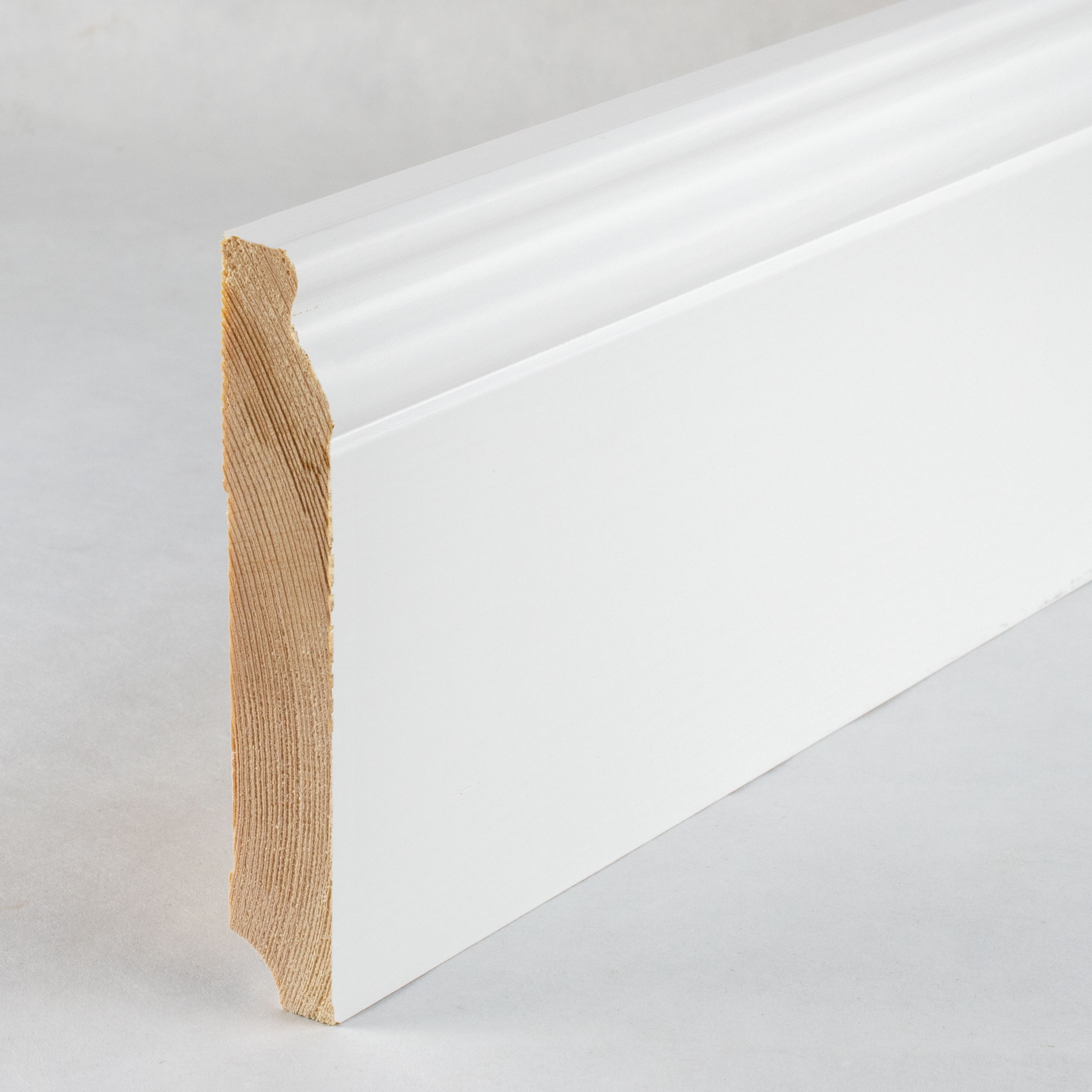 Plinthe "Friedland" bois massif 19 x 115 x 2500mm blanc Plinthe Moulurée PROVISTON
