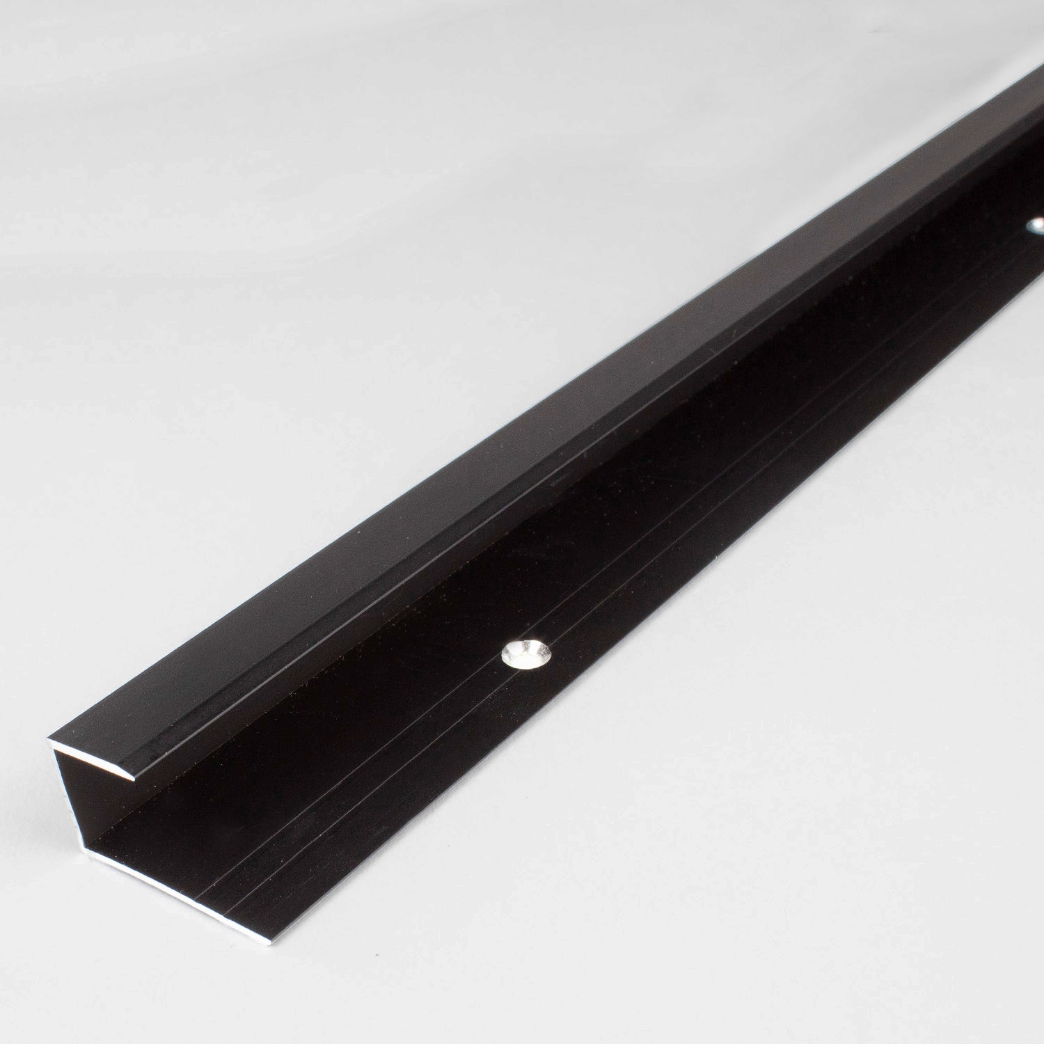 Auer Profils d'encadrement & de finition H 18 mm L 34 mm Hauteur d'encadrement 15.5 mm Aluminium