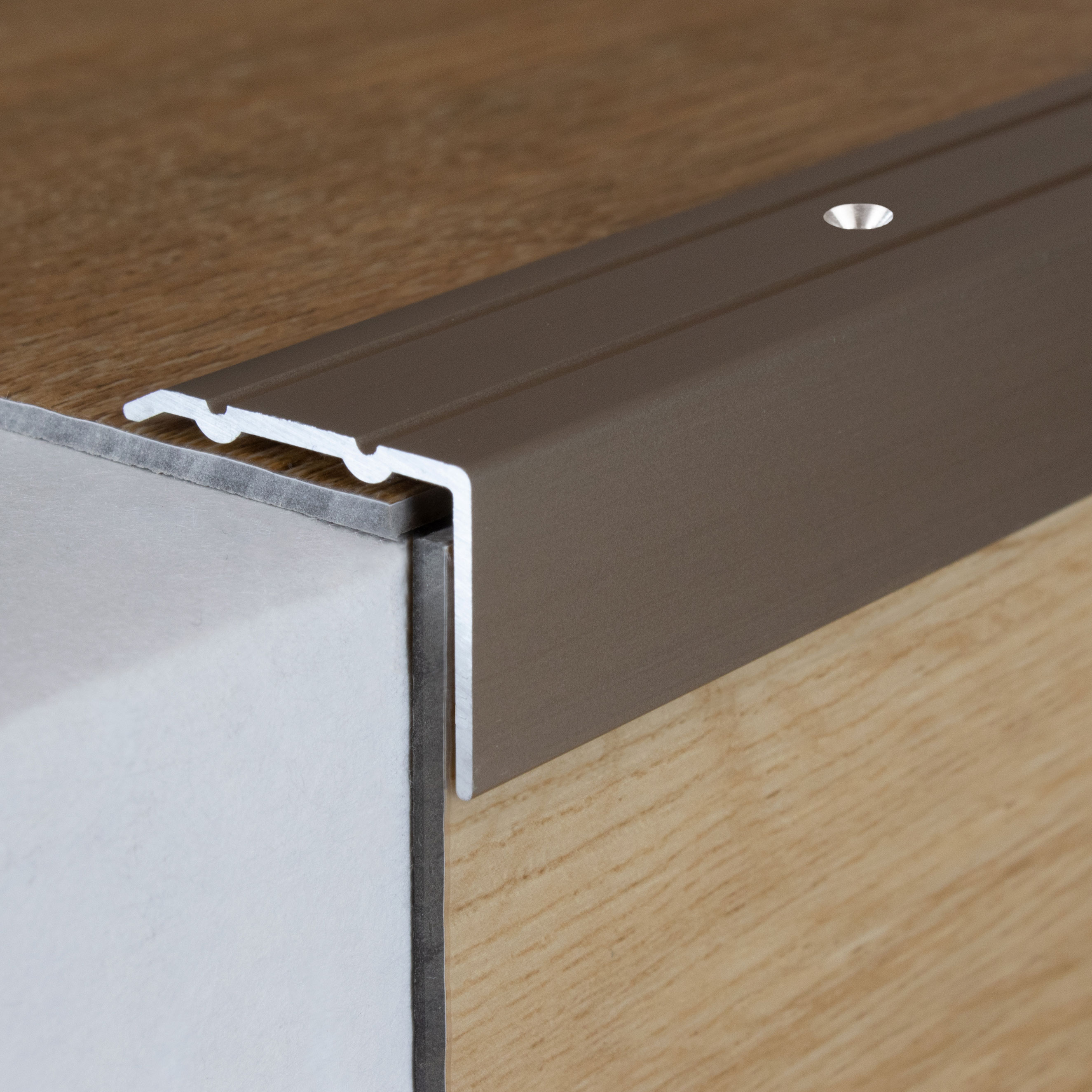 Cornière 24.5 mm | type: 8889 aluminium anodisé | à visser