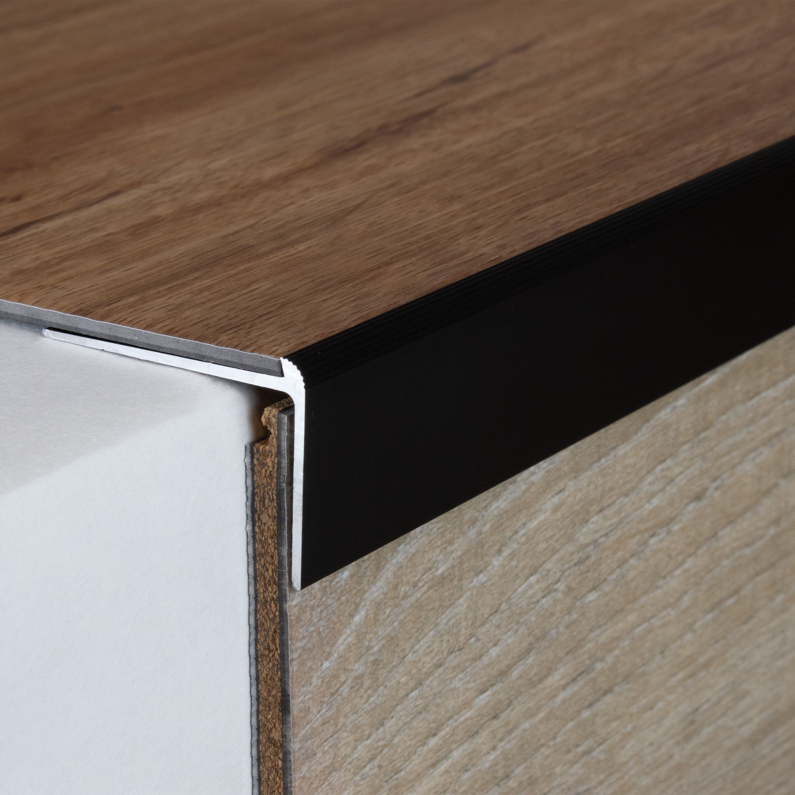 Nez de marche | cornière | ajustable | aluminium anodisé